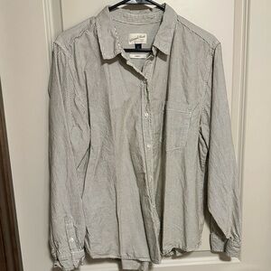 Universal Thread Striped Long-Sleeved Button Down Size XL